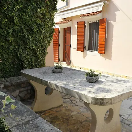 Grandpa Mate House