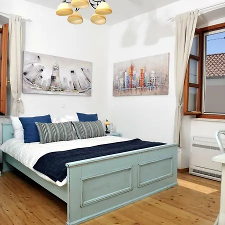 Grandpa Mate House Dragove